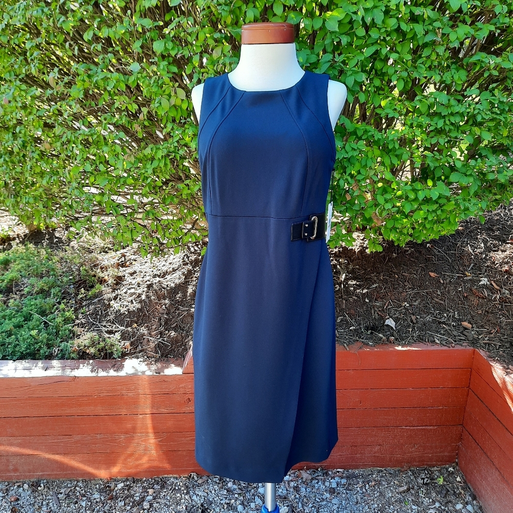 Ivanka Trump Sleeveless Knee Length Dress 12 NEW Faux Wrap Belt Buckle Navy Blue
